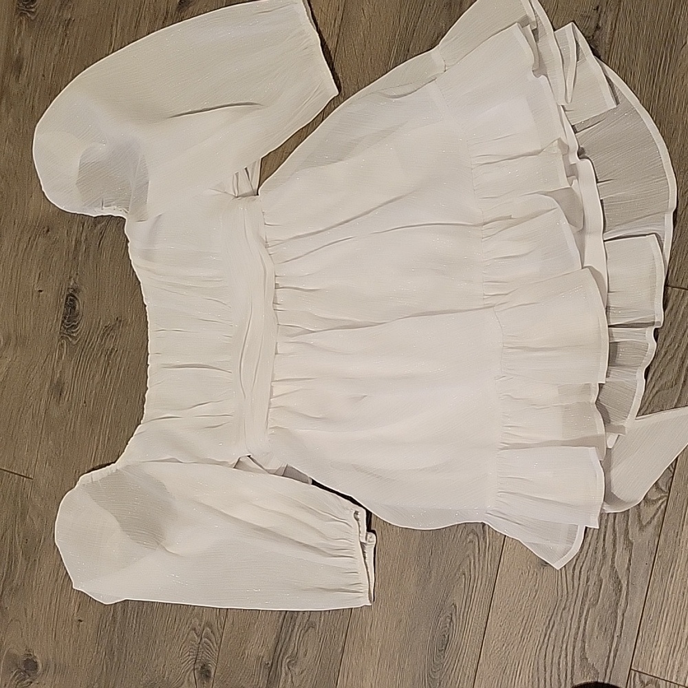Lucy in the Sky White Sparkly Chiffon Dress NWOT